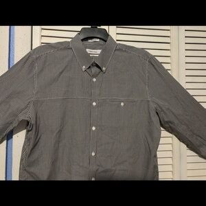 Calvin Klein Men's Black and White Patterned Shirt